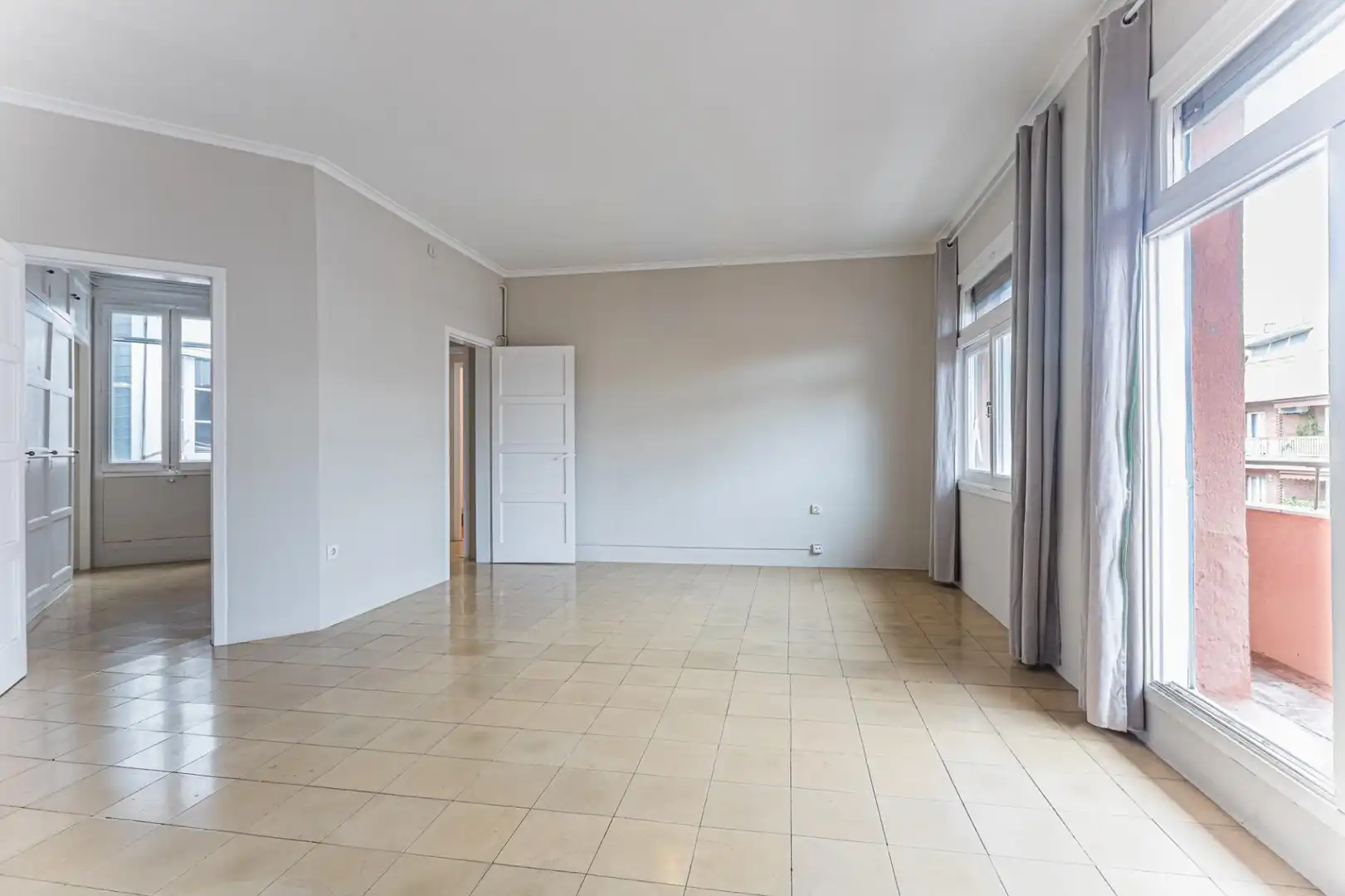 Piso em Dreta de l'Eixample — foto 3