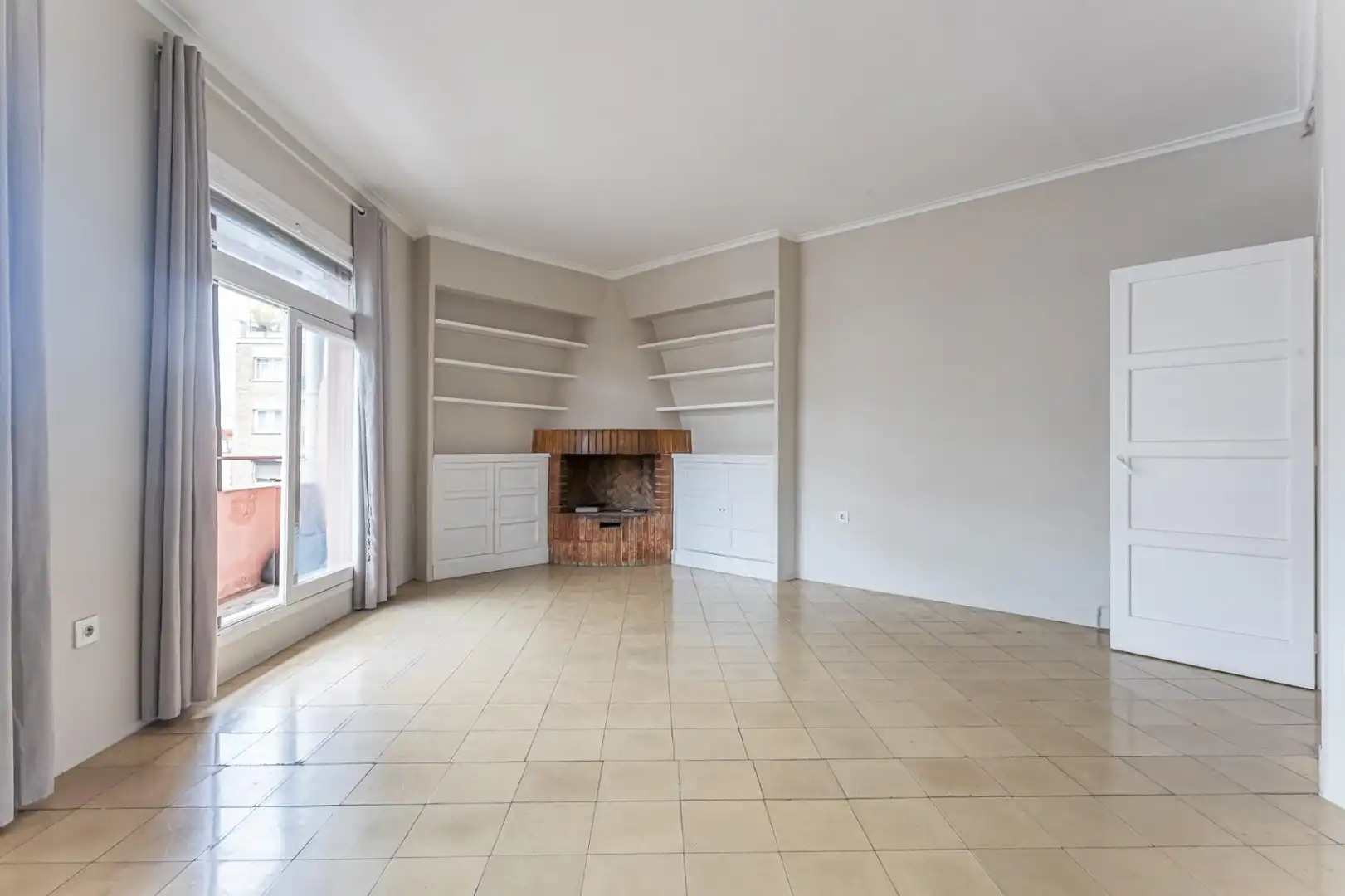 Piso em Dreta de l'Eixample — foto 5